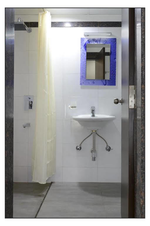 Oyo 710 Hotel Kshitij Púna Exteriér fotografie