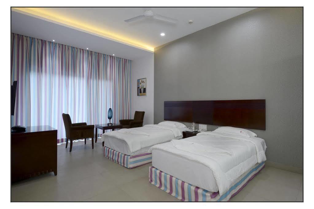 Oyo 710 Hotel Kshitij Púna Exteriér fotografie
