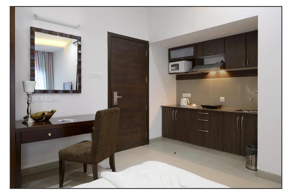 Oyo 710 Hotel Kshitij Púna Exteriér fotografie