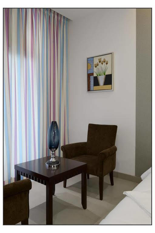 Oyo 710 Hotel Kshitij Púna Exteriér fotografie